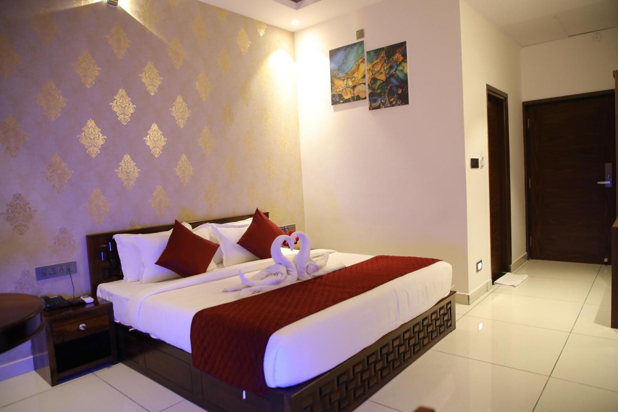 Rajathadri Royal Inn Bangalore Eksteriør billede